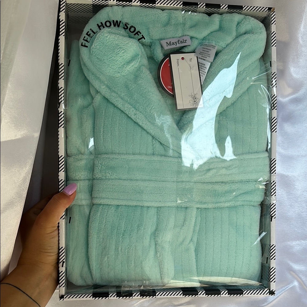 Mayfair Mint Green Plush Robe